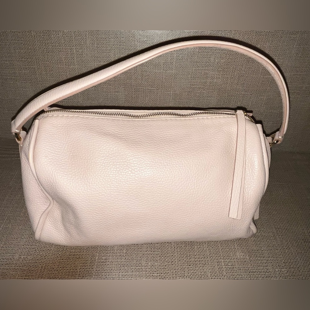 Banana Republic ~ Very gently used light pink shoulder bag.